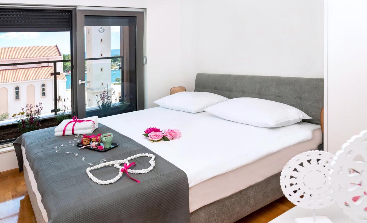 Rivus Apartments 奥米什 外观 照片